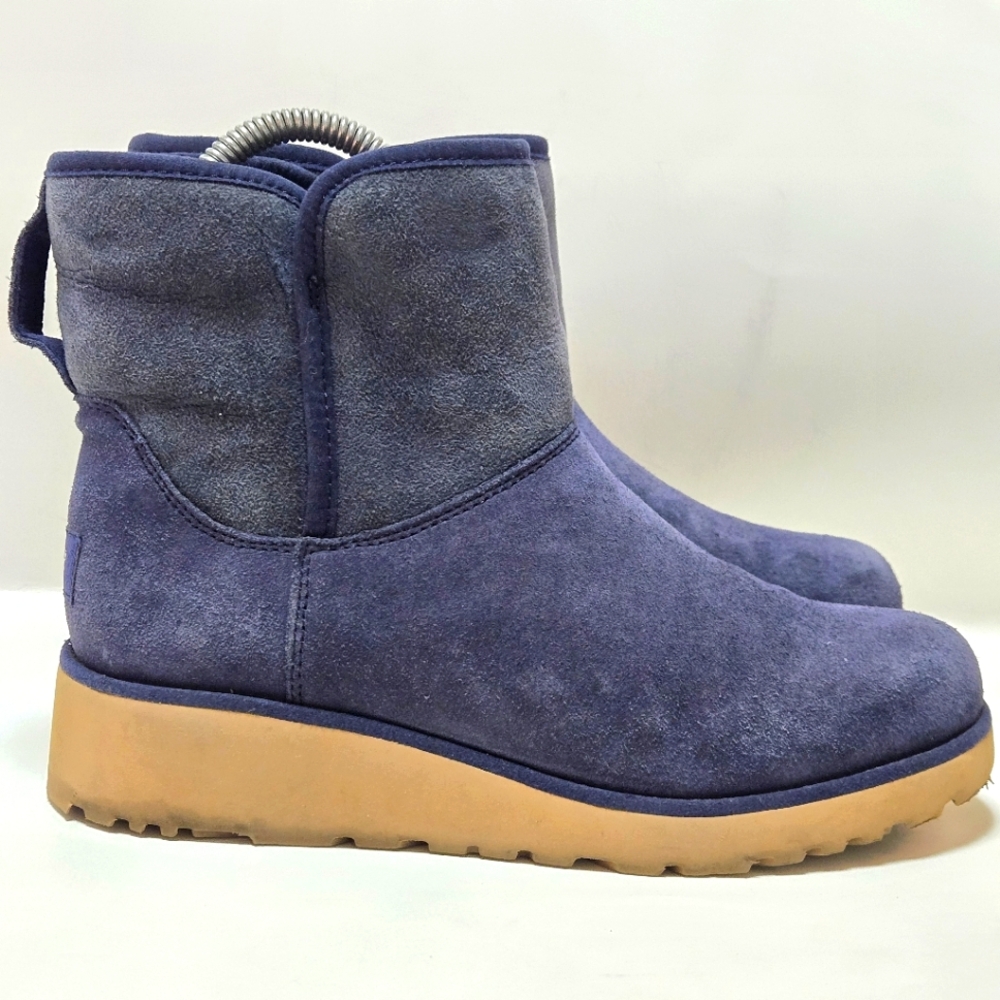 Navy blue Uggs size 6.5 slim style with wedge heel